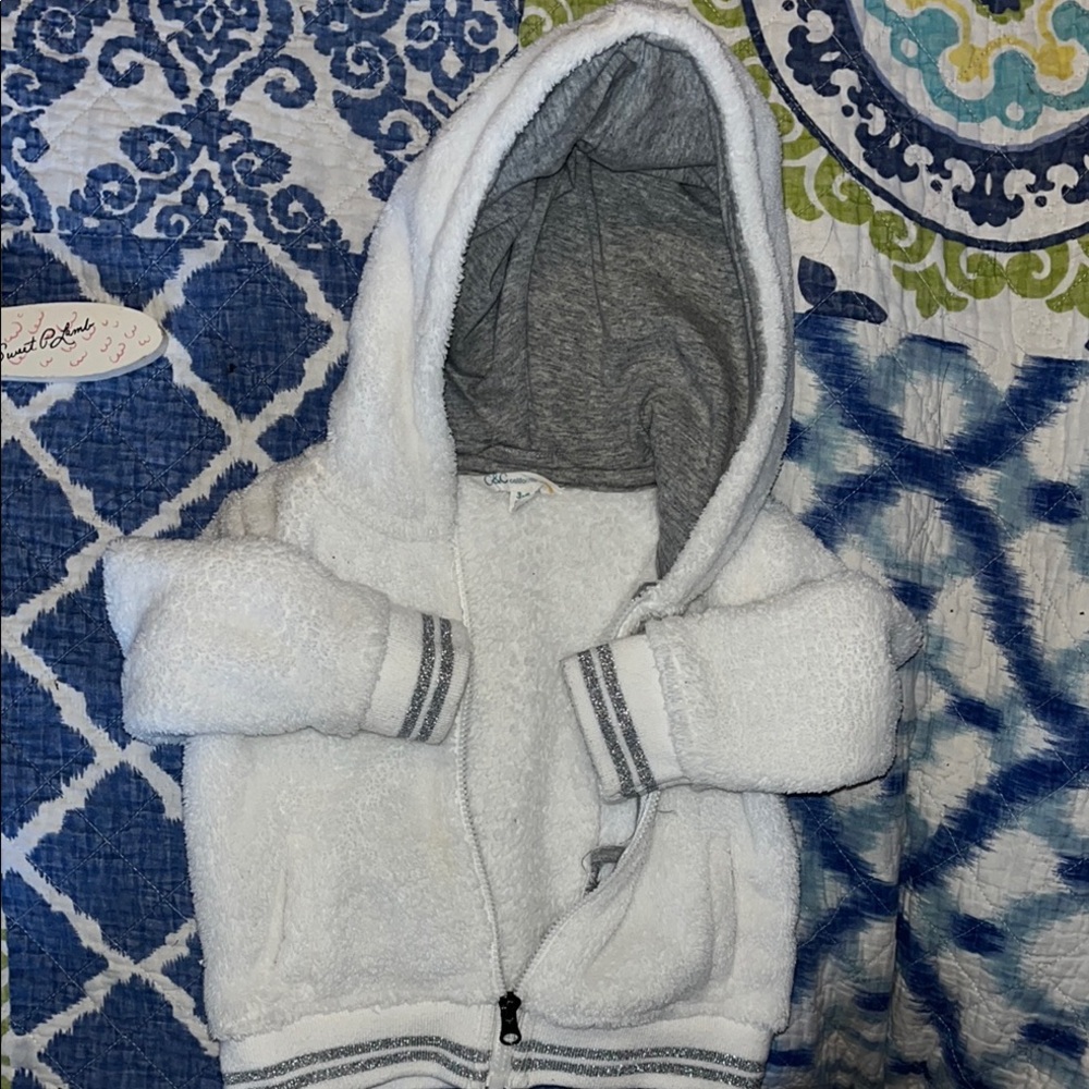 C&C California Kids White and Gray Fleece Hoodie zipper with little pockets